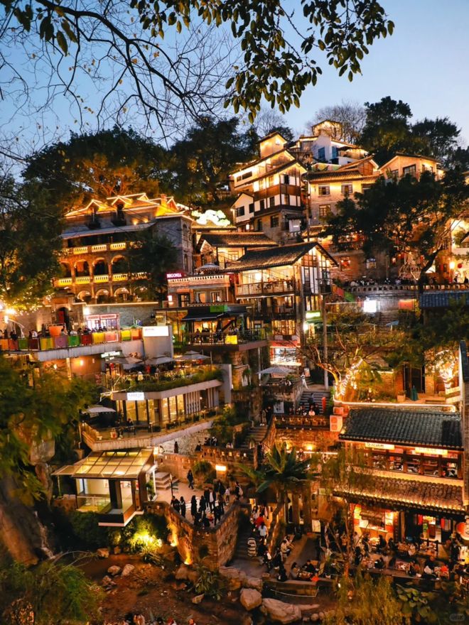 :武隆天坑地缝探险南滨路观两江汇流PG麻将胡了网站入口山水都市四日行(图4) :武隆天坑地缝探险南滨路观两江汇流PG麻将胡了网站入口山水都市四日行(图4)